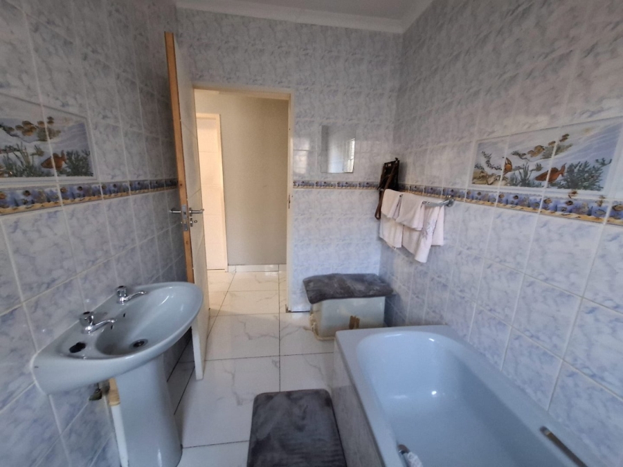 3 Bedroom Property for Sale in Protea Park North West